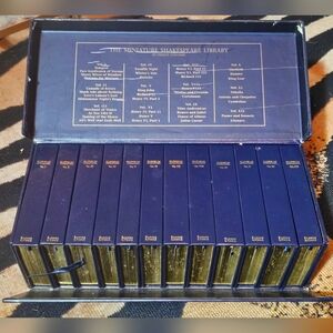 Shakespeare 12 series Barnes and noble